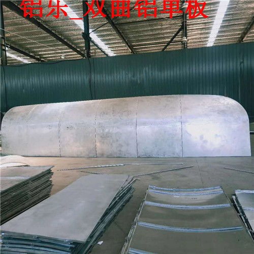 長(zhǎng)汀雙曲鋁單板，匠心之選，鋁樂建材打造卓越建筑外衣